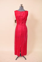 Load image into Gallery viewer, 60s Velvet Rose Dress