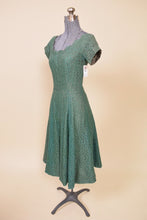 Load image into Gallery viewer, Green Late 1950s Lace Party Dress, XS: Shown from Side