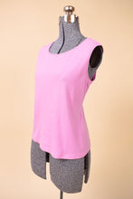 Load image into Gallery viewer, Vintage 90s XL scoop neck tank top is shown from the side.
