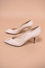 Load image into Gallery viewer, Ivory 80s Leather Pumps By Martinez Valero, 7.5
