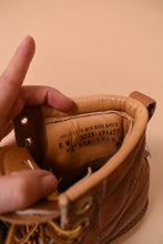 Load image into Gallery viewer, The inside of the shoe reads, 8 W. Made in USA.
