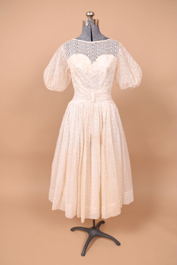 White 50s Eyelet Wedding Dress By Linda Young New York, S