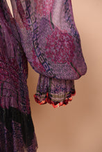 Load image into Gallery viewer, The cuff is visible up close.