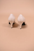 Load image into Gallery viewer, Ivory 80s Leather Pumps By Martinez Valero, 7.5
