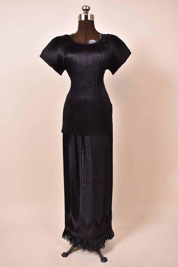 Black 80s Plissé Pleated 2pc Set - Skirt and Top By Jeanne Marc