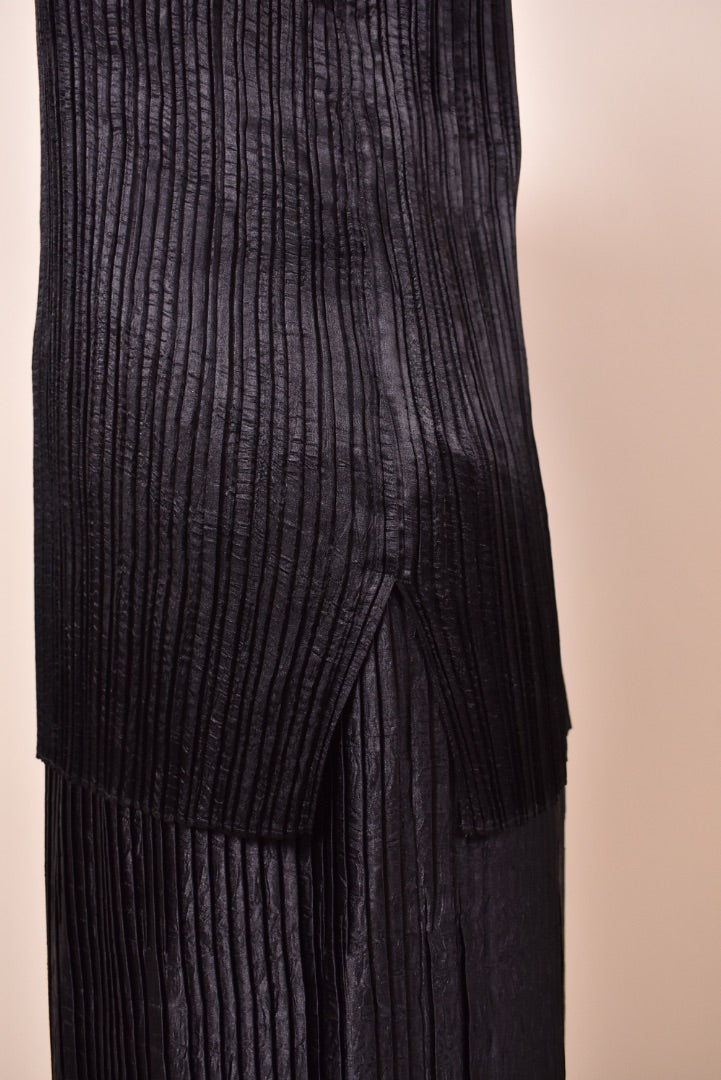 Black 80s Plissé Pleated 2pc Set - Skirt and Top By Jeanne Marc