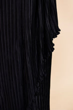 Load image into Gallery viewer, Black Pleated Marii Formal Dress By Caché, 6: Ruffle Detail
