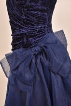 Load image into Gallery viewer, 80s Strappy organza and velvet cocktail dress with big bow closeup
