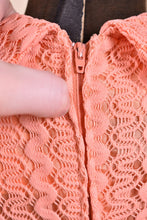 Load image into Gallery viewer, close up of nylon zipper on 70s Neon Peach Squiggle Lace Dress
