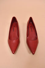 Load image into Gallery viewer, Red Kitten Heels by No Boundaries, 8
